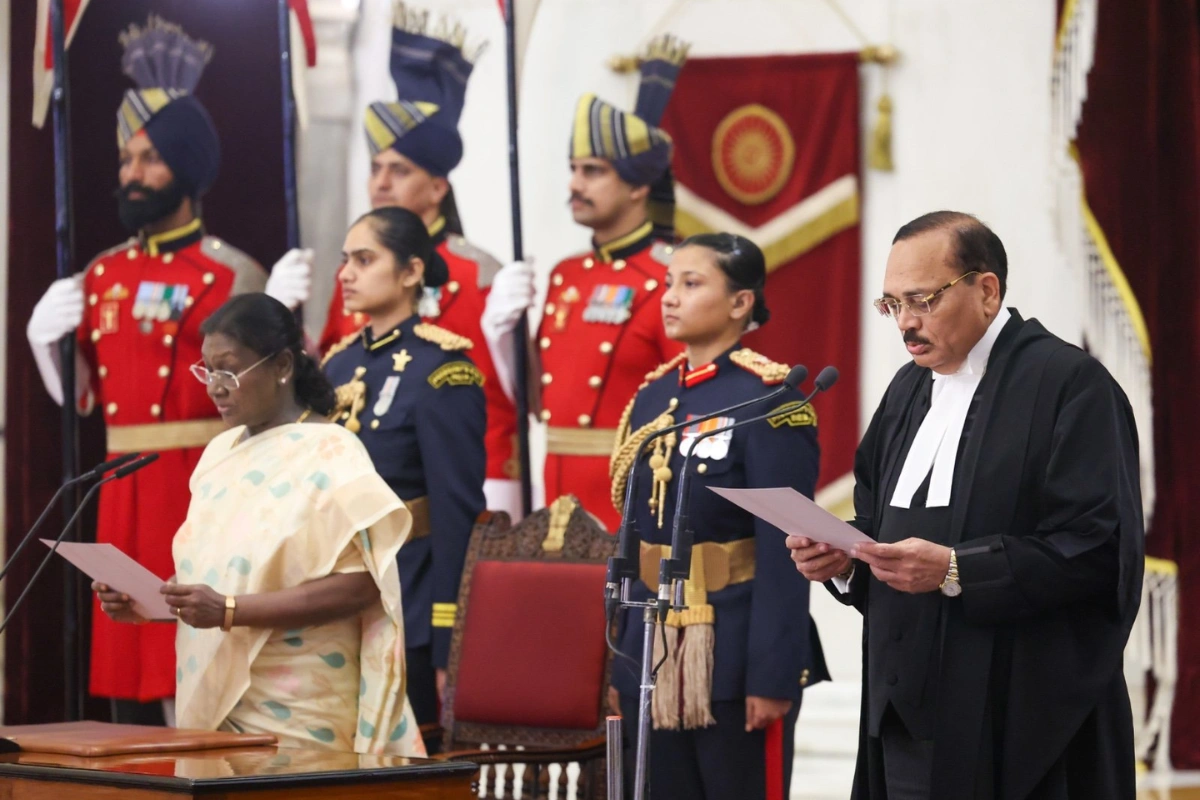 President Murmu Administers Oath To Justice Surya Kant As 53rd CJI; PM Modi Present At Ceremony