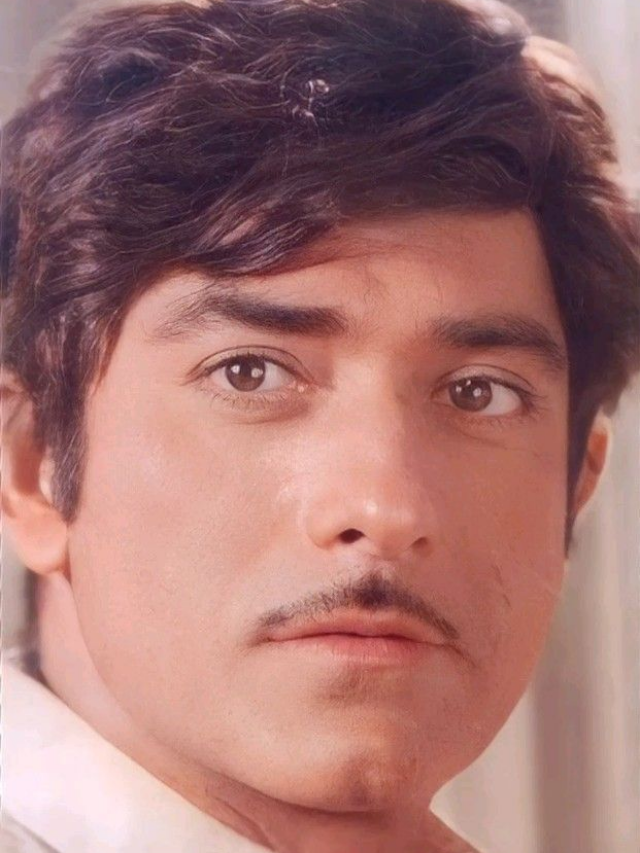Raj Kumar’s Feet-First Film Entries: Bollywood’s Coolest Myth