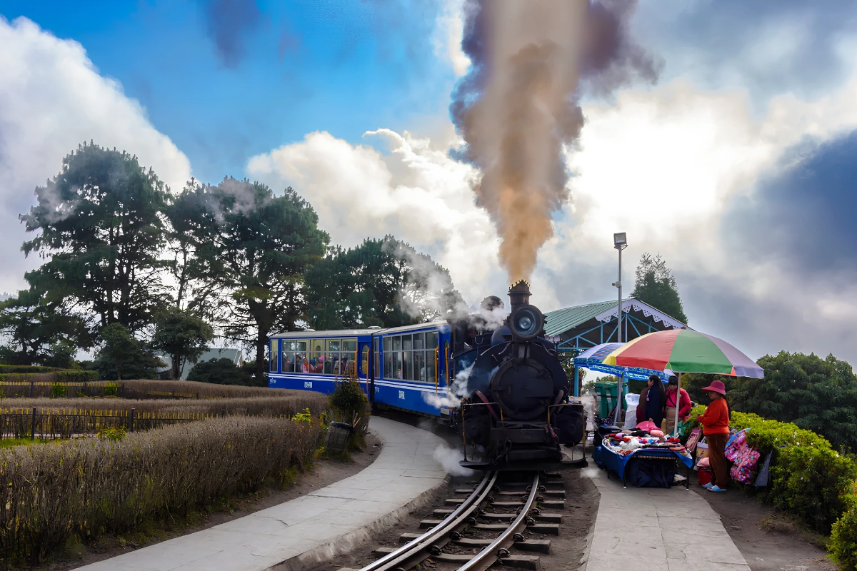 NFR Marks 146 Years Of Darjeeling Himalayan Railway’s Heritage At Sukna
