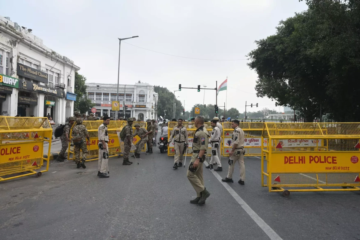 Delhi Police Tighten Security Ahead Of INDIA Bloc Protest Over SIR