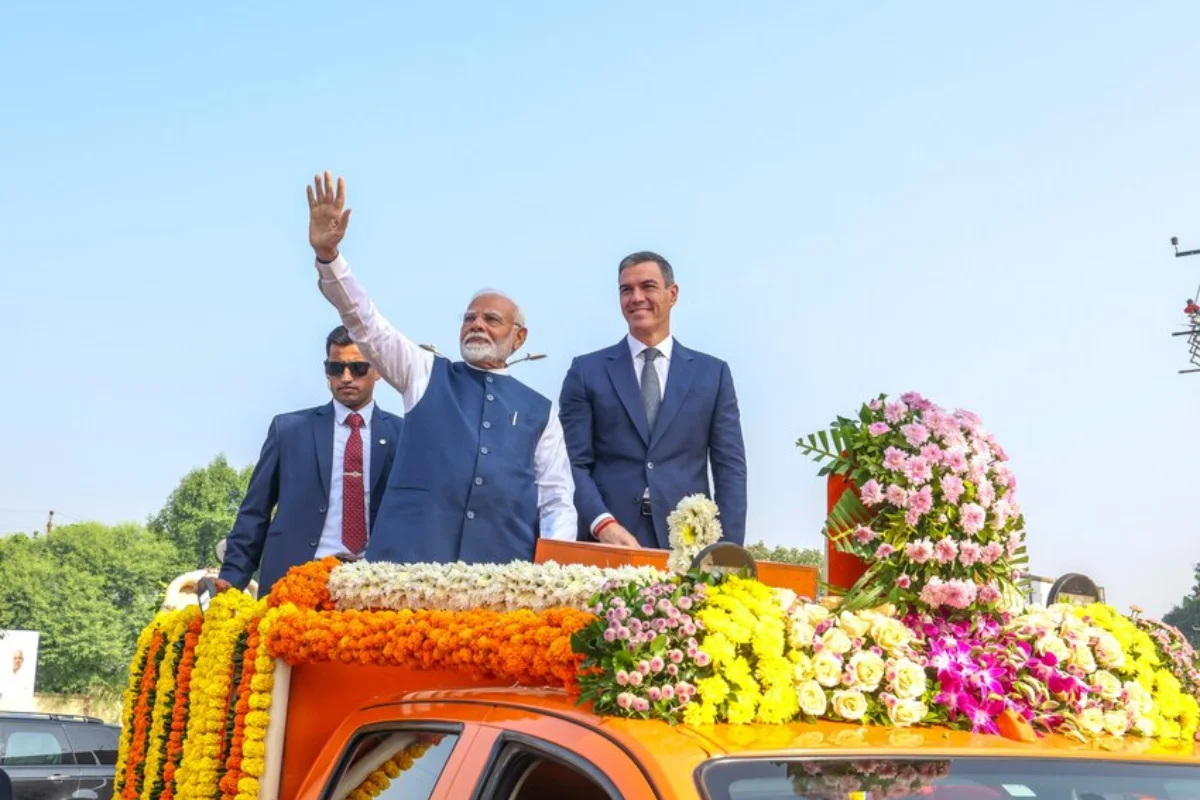 PM Modi Draws Crowds During Roadshow In Gujarat’s Banaskantha